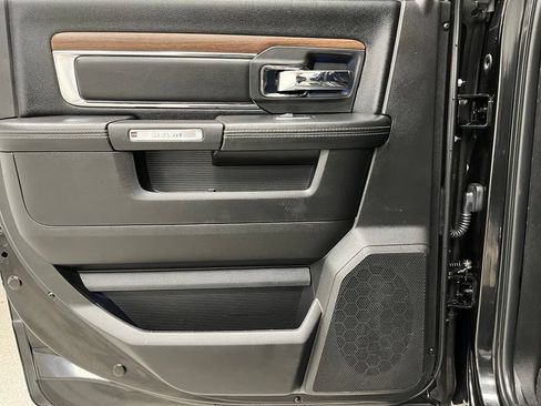 Used 2018 RAM 2500 Laramie w/ Sport Appearance Group AWD/4WD image 43