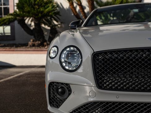 Used 2023 Bentley Continental GT Mulliner image 31