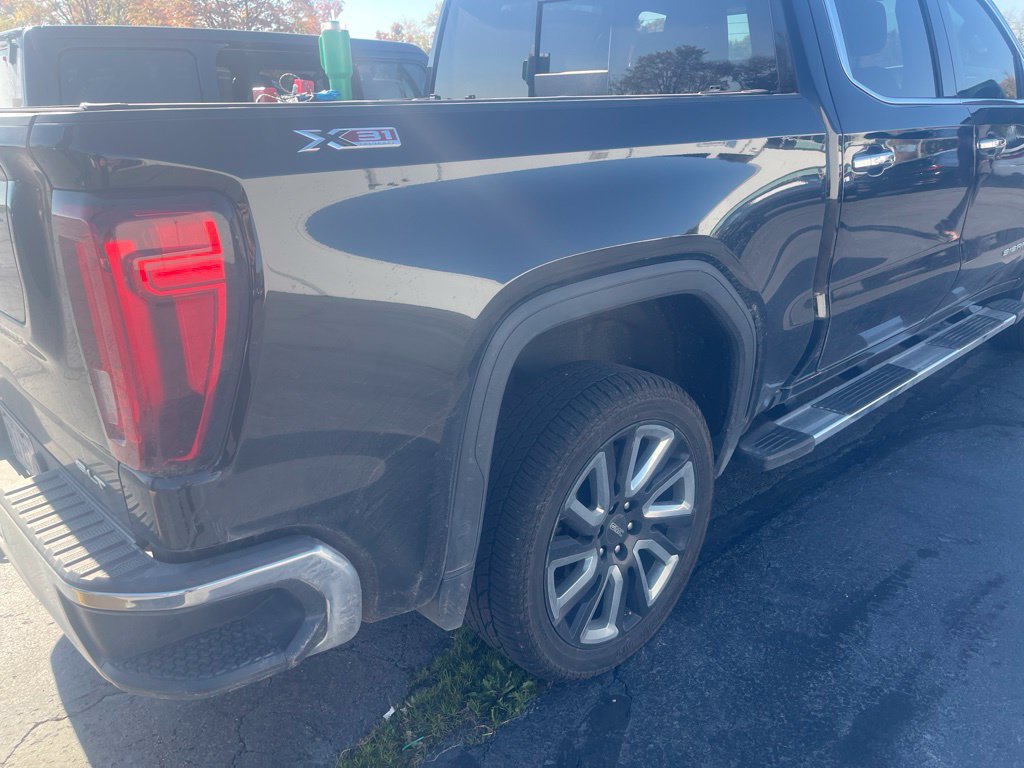 Used 2021 GMC Sierra 1500 SLT w/ SLT Premium Package AWD/4WD image 3