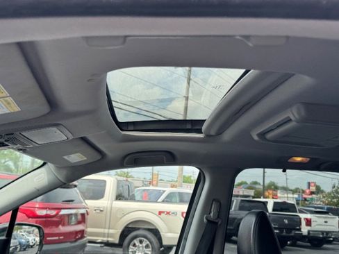 Used 2018 Honda Pilot Elite image 20