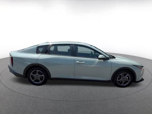 Used 2025 Kia K4 FWD image 16
