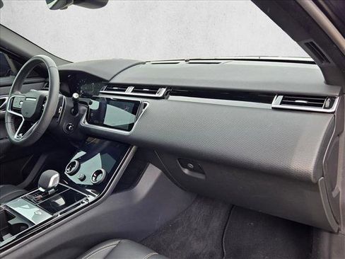 Used 2023 Land Rover Range Rover Velar R-Dynamic S image 21