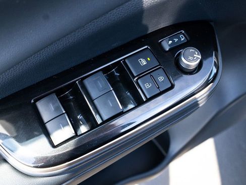 New 2025 Toyota Crown Signia w/ Advanced Technology Package image 20