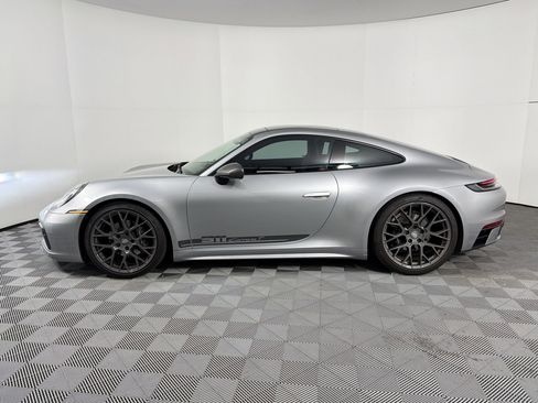 Used 2024 Porsche 911 Carrera T image 2