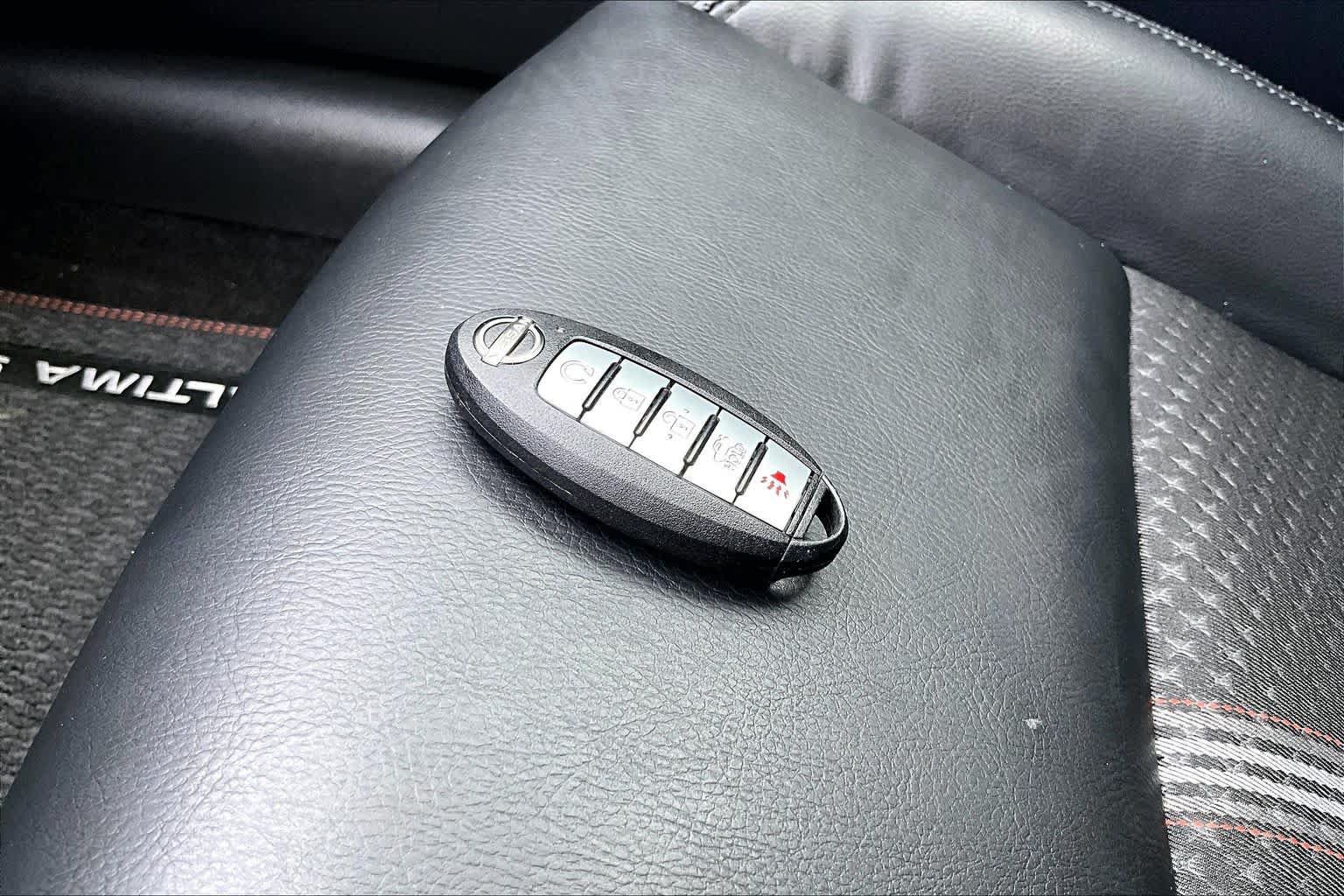 Used 2023 Nissan Altima 2.5 SR FWD image 15