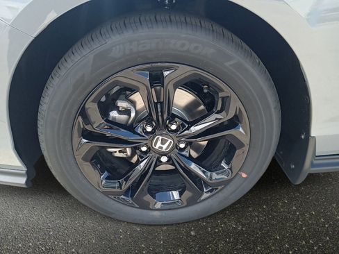 New 2025 Honda Accord SE image 32