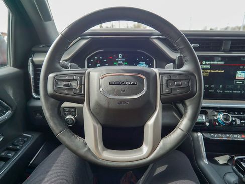 Used 2023 GMC Sierra 1500 Denali w/ Denali Reserve Package AWD/4WD image 24