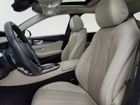 Used 2022 Mercedes-Benz E 350 Sedan image 17