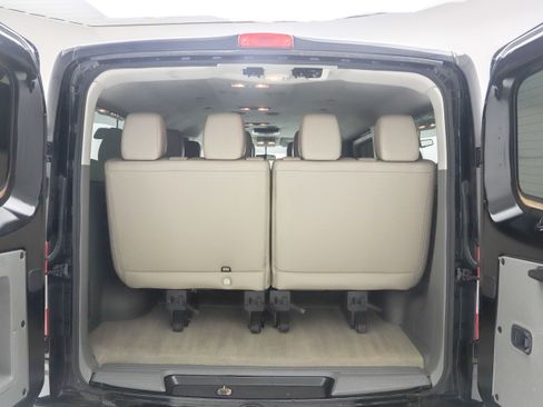 Used 2016 Nissan NV 3500 SL RWD image 11