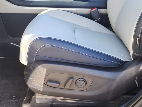 New 2026 Kia Carnival SX Prestige image 19