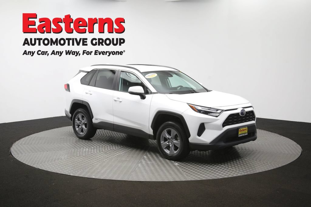 Used 2022 Toyota RAV4 XLE AWD/4WD image 49