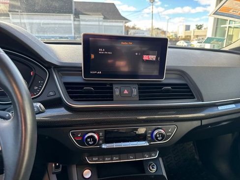 Used 2018 Audi SQ5 Prestige w/ Prestige Package image 23