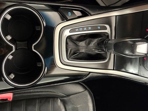 Used 2018 Ford Edge SEL w/ Equipment Group 201A FWD image 27