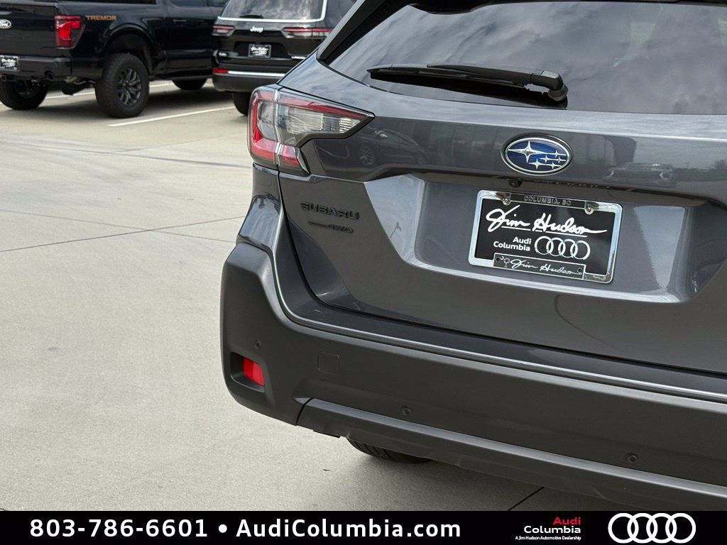 Used 2024 Subaru Outback Onyx Edition AWD/4WD image 14