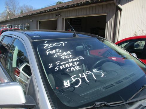 Used 2009 Ford Edge SEL image 6