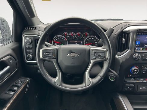 Used 2019 Chevrolet Silverado 1500 LT Trail Boss image 14