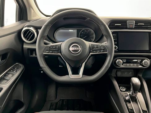 New 2025 Nissan Versa SR w/ Trunk Package image 12