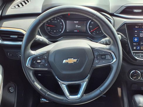 Used 2023 Chevrolet TrailBlazer ACTIV w/ Sun and Liftgate Package FWD image 16