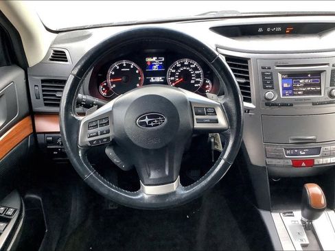 Used 2014 Subaru Outback 2.5i Limited w/ Moonroof Package image 5