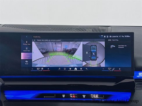 Used 2024 BMW 540i xDrive w/ Premium Package image 14