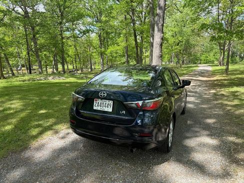 Used 2016 Scion iA FWD image 11