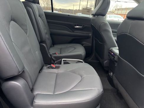 New 2026 Toyota Grand Highlander Limited image 37