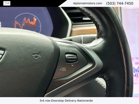 Used 2018 Tesla Model X 75D image 35