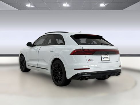 Used 2026 Audi SQ8 Premium Plus AWD/4WD image 3