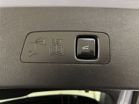 Used 2022 Lincoln Corsair Reserve w/ Equipment Group 201A image 34