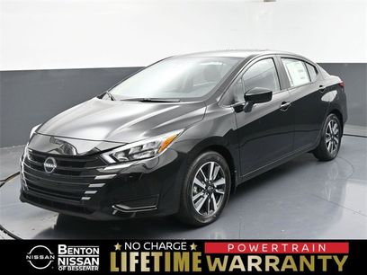 New 2025 Nissan Versa SV w/ Trunk Package