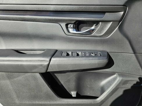 Used 2025 Honda CR-V LX image 22