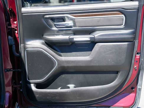 Used 2021 RAM 1500 Laramie AWD/4WD image 19