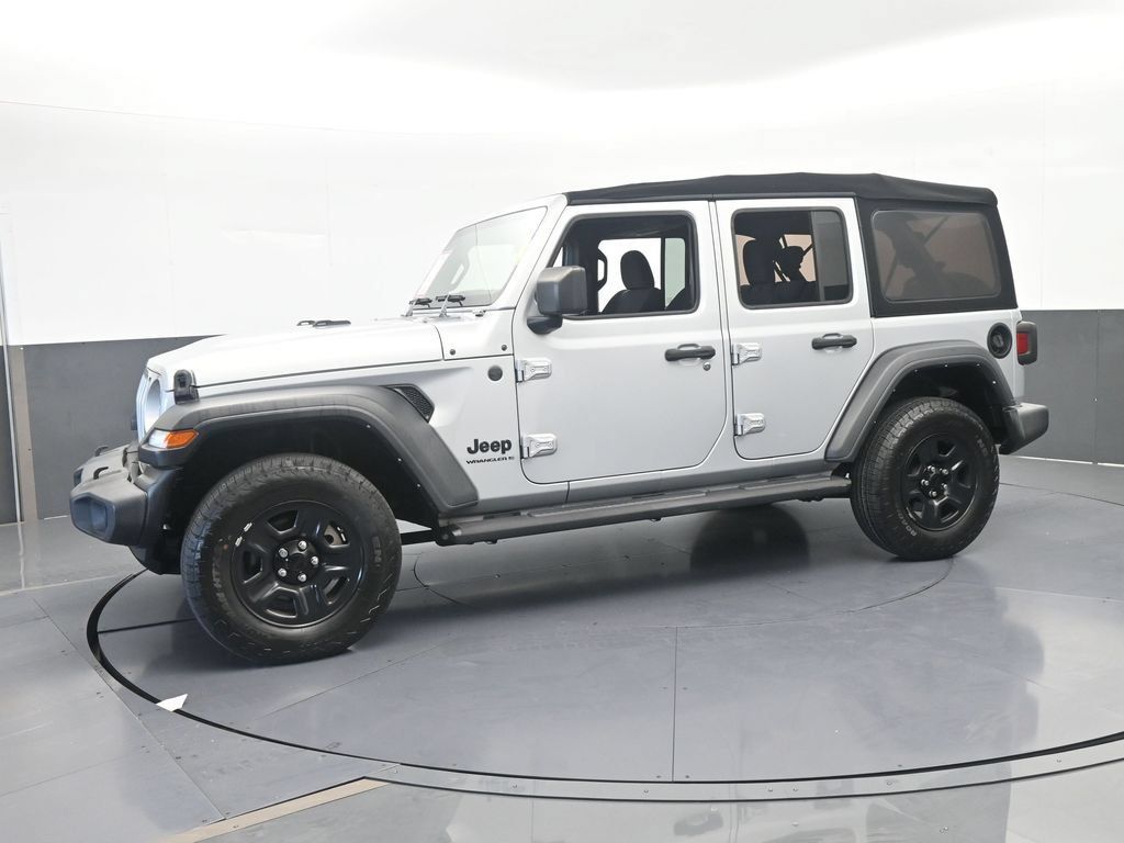 Used 2024 Jeep Wrangler Unlimited Sport AWD/4WD image 2
