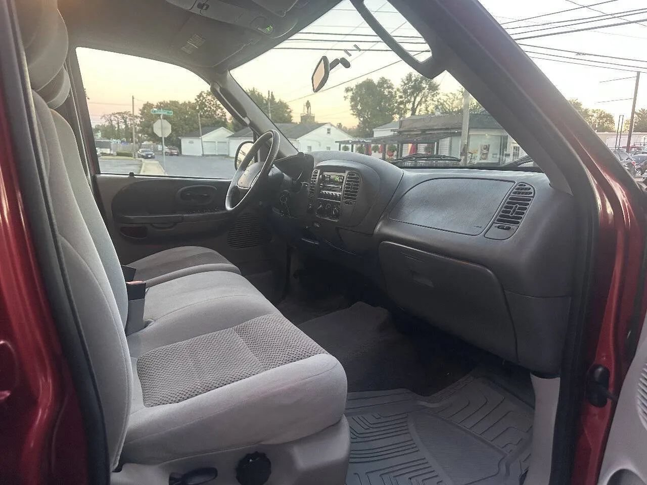 Used 2003 Ford F150 XLT AWD/4WD image 23