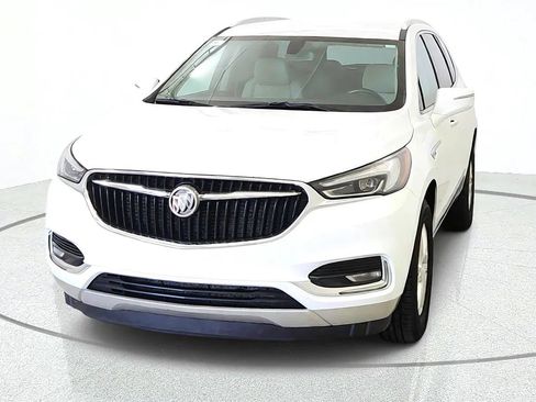 Used 2021 Buick Enclave Essence FWD image 3