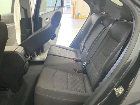 Used 2019 Chevrolet Equinox LT image 33