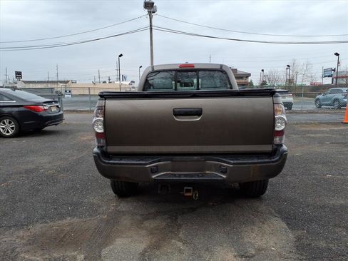 Used 2010 Toyota Tacoma Base V6 image 5