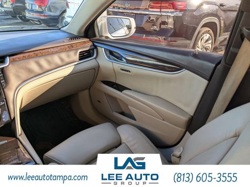 Used 2016 Cadillac XTS Premium image 16