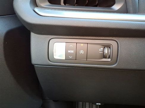 New 2026 Chevrolet Traverse LT w/ Sun and Wheel Package image 18