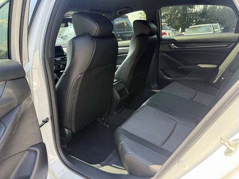 Used 2020 Honda Accord Sport image 10