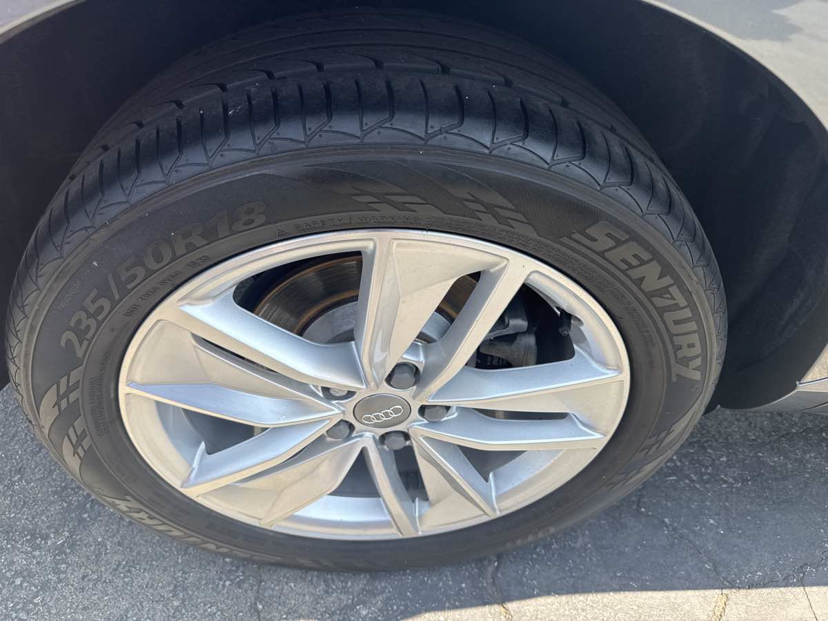 Used 2017 Audi Q3 2.0T Premium w/ Convenience Package FWD image 11