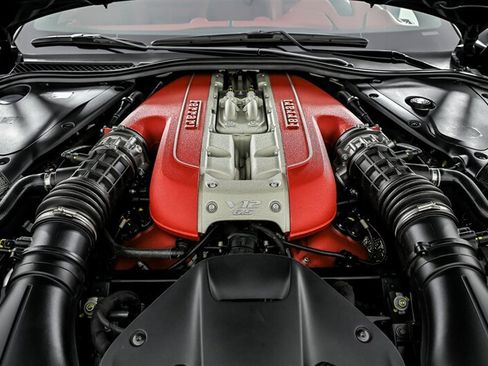 Used 2023 Ferrari 812 GTS RWD image 20