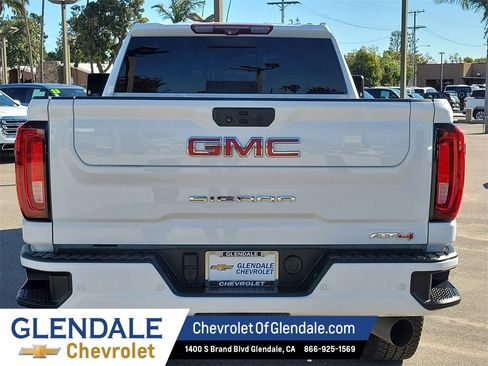 Used 2021 GMC Sierra 2500 AT4 w/ AT4 Premium Plus Package image 13