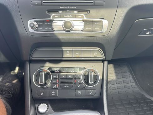 Used 2017 Audi Q3 2.0T Prestige AWD/4WD image 17