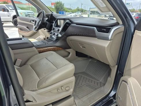 Used 2020 Chevrolet Suburban Premier RWD image 18