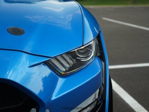 Used 2021 Ford Mustang Shelby GT500 w/ Carbon Fiber Track Pack RWD image 63