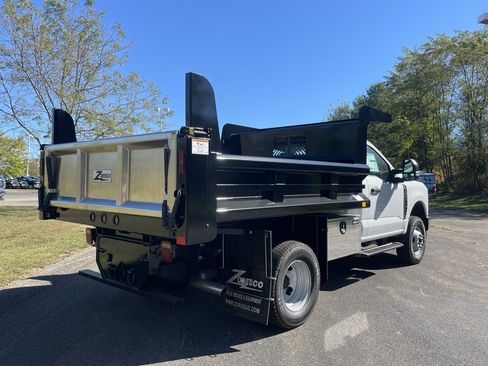 New 2025 Ford F350 XL w/ XL Chrome Package image 3
