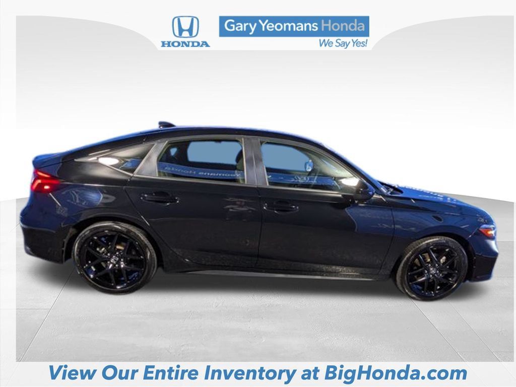 Used 2025 Honda Civic Sport image 6