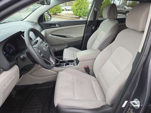 Used 2018 Hyundai Tucson SEL image 19