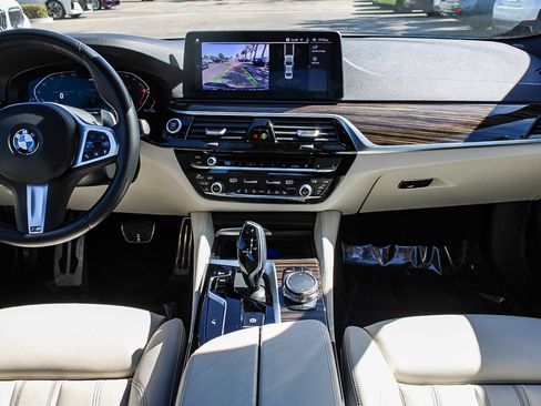 Used 2023 BMW 540i w/ M Sport Package image 13